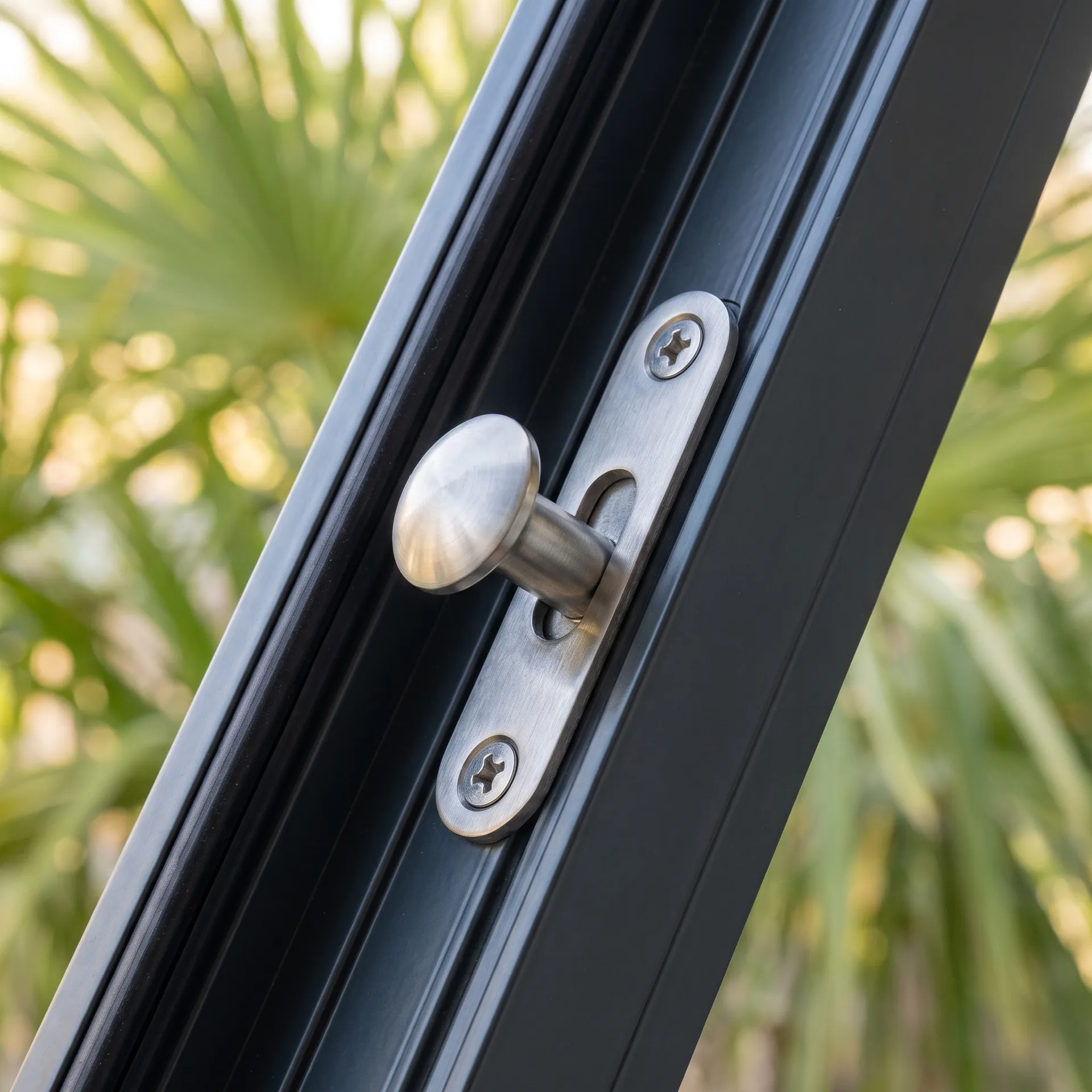 Metal window fitting mechanism close-up